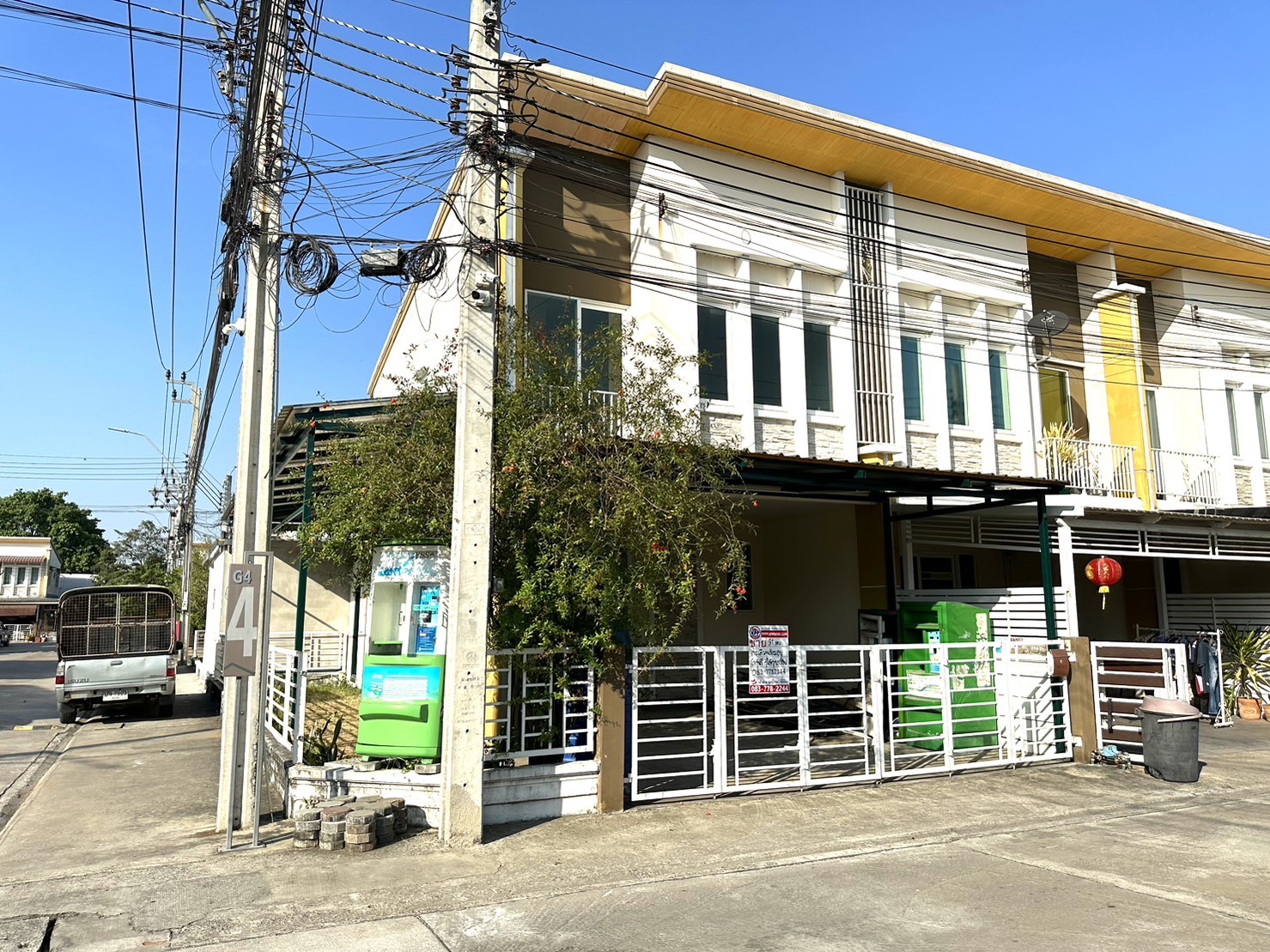 หมู่บ้านโกลเด้นทาวน์ วัชรพล-สุขาภิบาล5 เขตสายไหม แขวงออเงิน