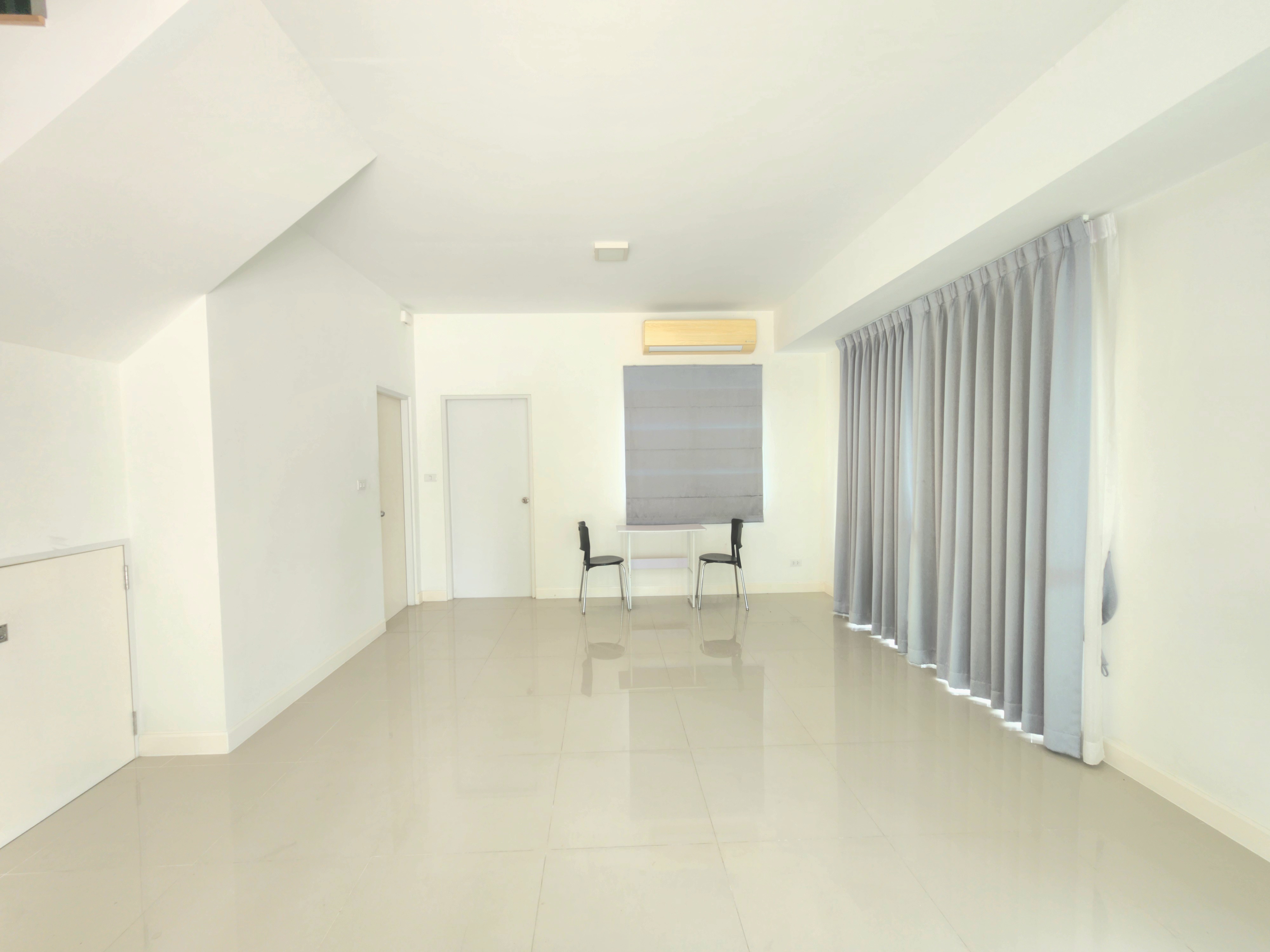 ขายบ้านแฝด ตรงข้ามคลับเฮาส์ ไม่เคยเข้าอยู่ โครงการพลีโน่ รามอินทรา-บางชัน สเตชัน - รูปที่ 2