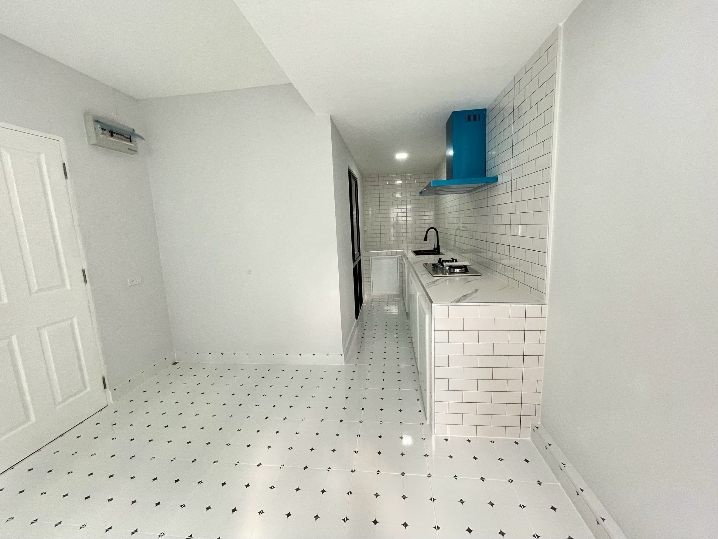 บ้านเดี่ยว 2 ชั้น 4 ห้องนอน 3 ห้องน้ำ พร้อมเข้าอยู่ หมู่บ้านบ้านฟ้ากรีนพาร์ค รังสิต - คลอง 3  - รูปที่ 3