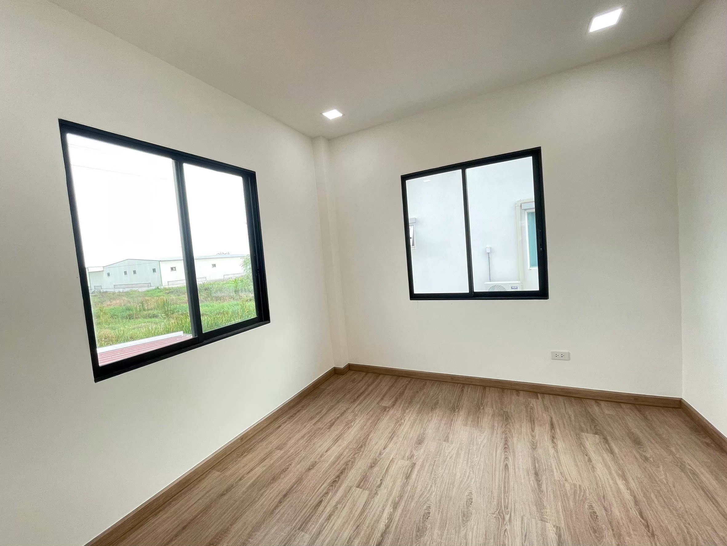 บ้านเดี่ยว 2 ชั้น 4 ห้องนอน 3 ห้องน้ำ พร้อมเข้าอยู่ หมู่บ้านบ้านฟ้ากรีนพาร์ค รังสิต - คลอง 3  - รูปที่ 14