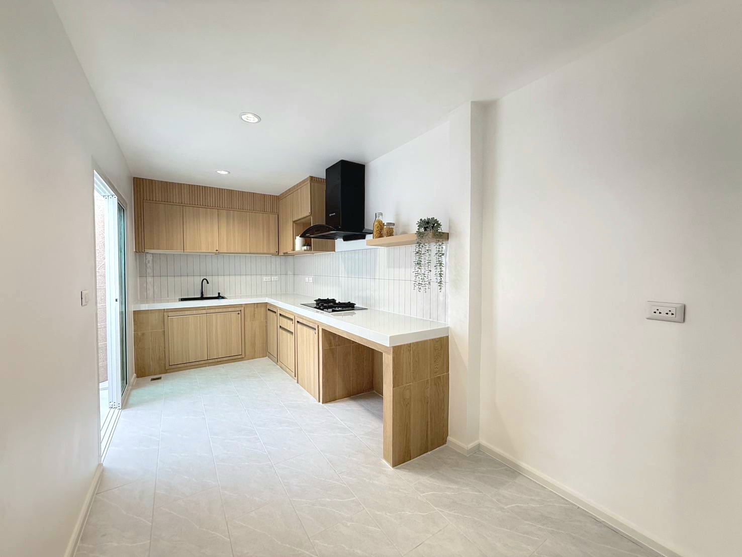 บ้านพร้อมอยู่ใกล้ BTS ลาดพร้าว ทำเลสุดคุ้มในงบ 3 ล้านตกแต่งสไตล์มินิมอลพร้อมเข้าอยู่ - รูปที่ 9