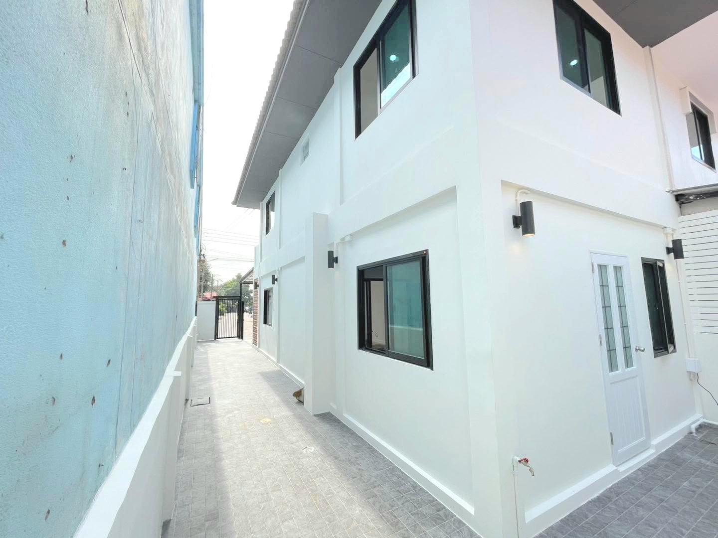  บ้านแฝด หมู่บ้าน​พระปิ่น​4 งบ 2.5 ล้านมีทอน รีโนเวทใหม่พร้อมเข้าอยู่ ใกล้เดอะมอลล์บางแค - รูปที่ 3