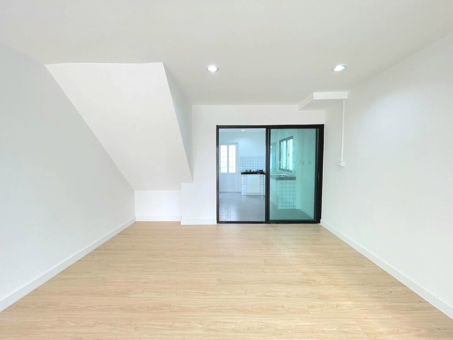  บ้านแฝด หมู่บ้าน​พระปิ่น​4 งบ 2.5 ล้านมีทอน รีโนเวทใหม่พร้อมเข้าอยู่ ใกล้เดอะมอลล์บางแค - รูปที่ 12