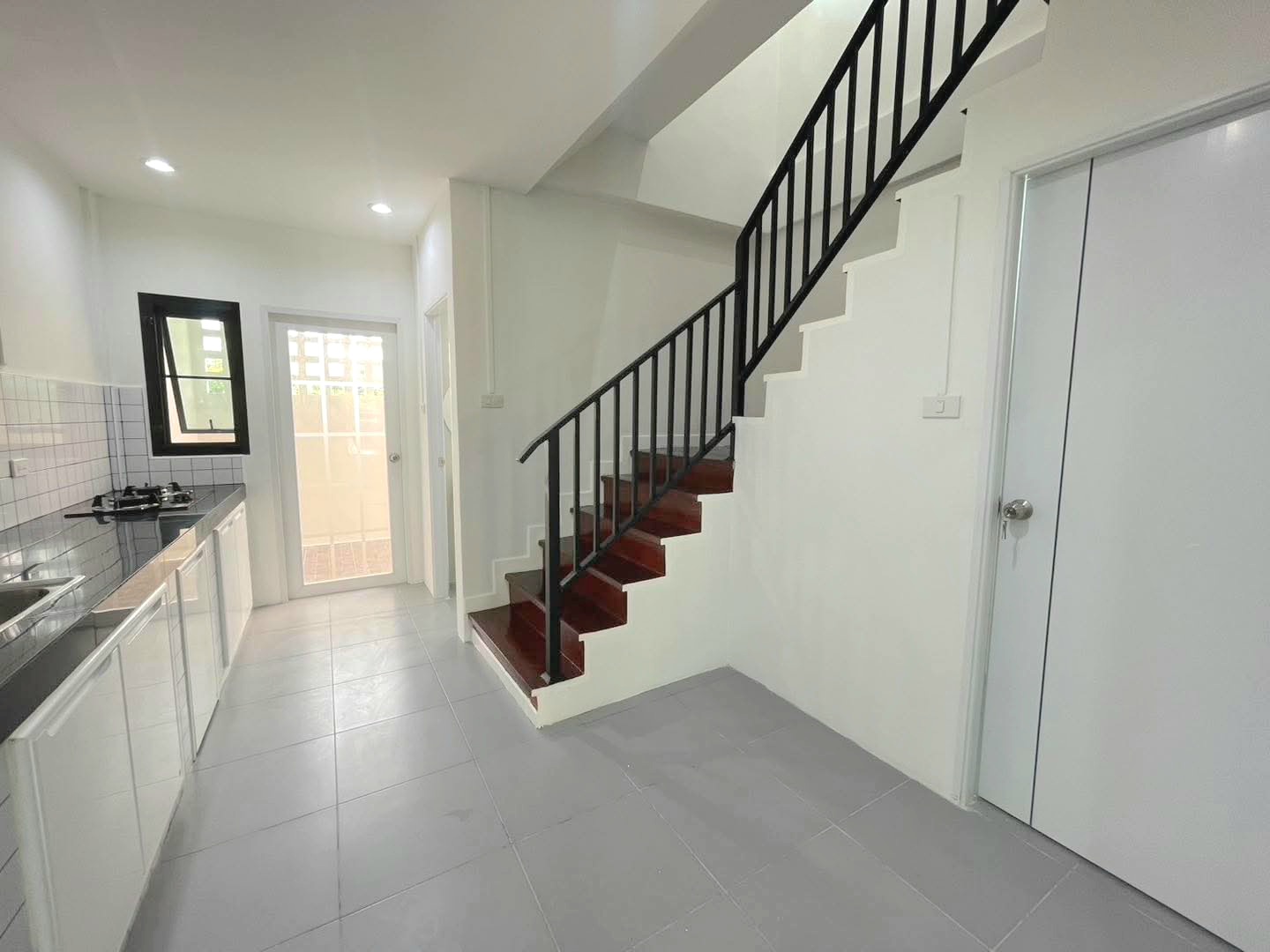 ทาวน์เฮ้าส์โซนรามอินทรา ถูกที่สุดไม่ถึง 1.7 ล้าน ซ.หทัยราษฎร์ 39 ตกแต่งใหม่พร้อมเข้าอยู่ ม.เคซี รามอินทรา 2  - รูปที่ 8