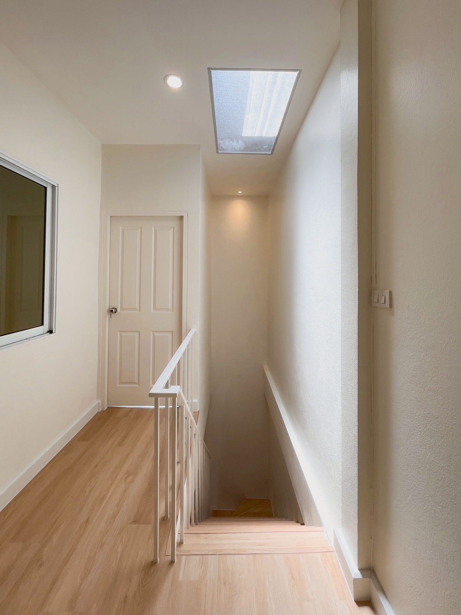 บ้านพร้อมอยู่ งบ 2 ล้าน ใกล้สุขาภิบาล  5 ใกล้สายไหม ติดทางด่วนจตุโชติ แถมเฟอร์ทั้งหลัง - รูปที่ 12