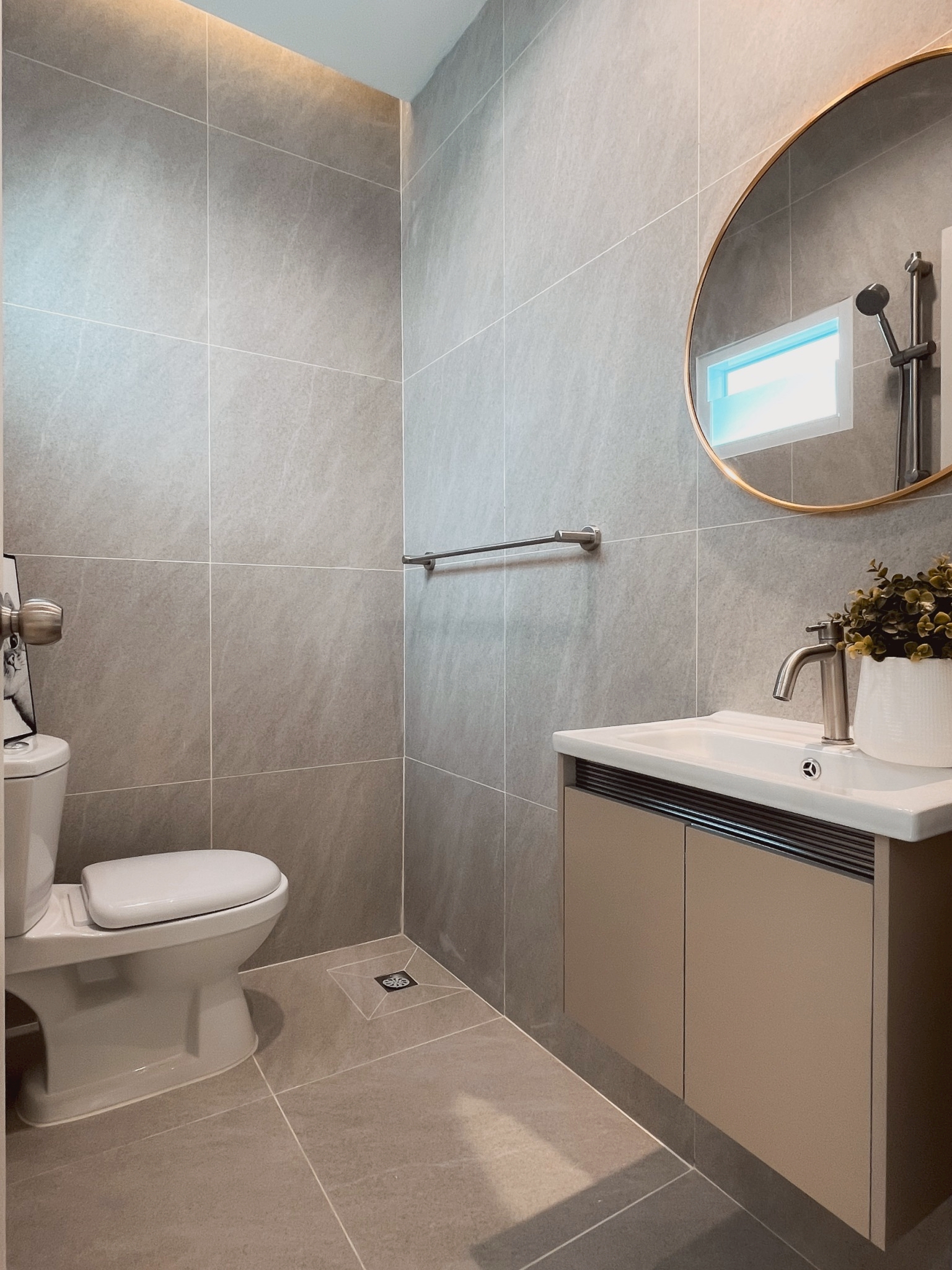 บ้านพร้อมอยู่ งบ 2 ล้าน ใกล้สุขาภิบาล  5 ใกล้สายไหม ติดทางด่วนจตุโชติ แถมเฟอร์ทั้งหลัง - รูปที่ 13