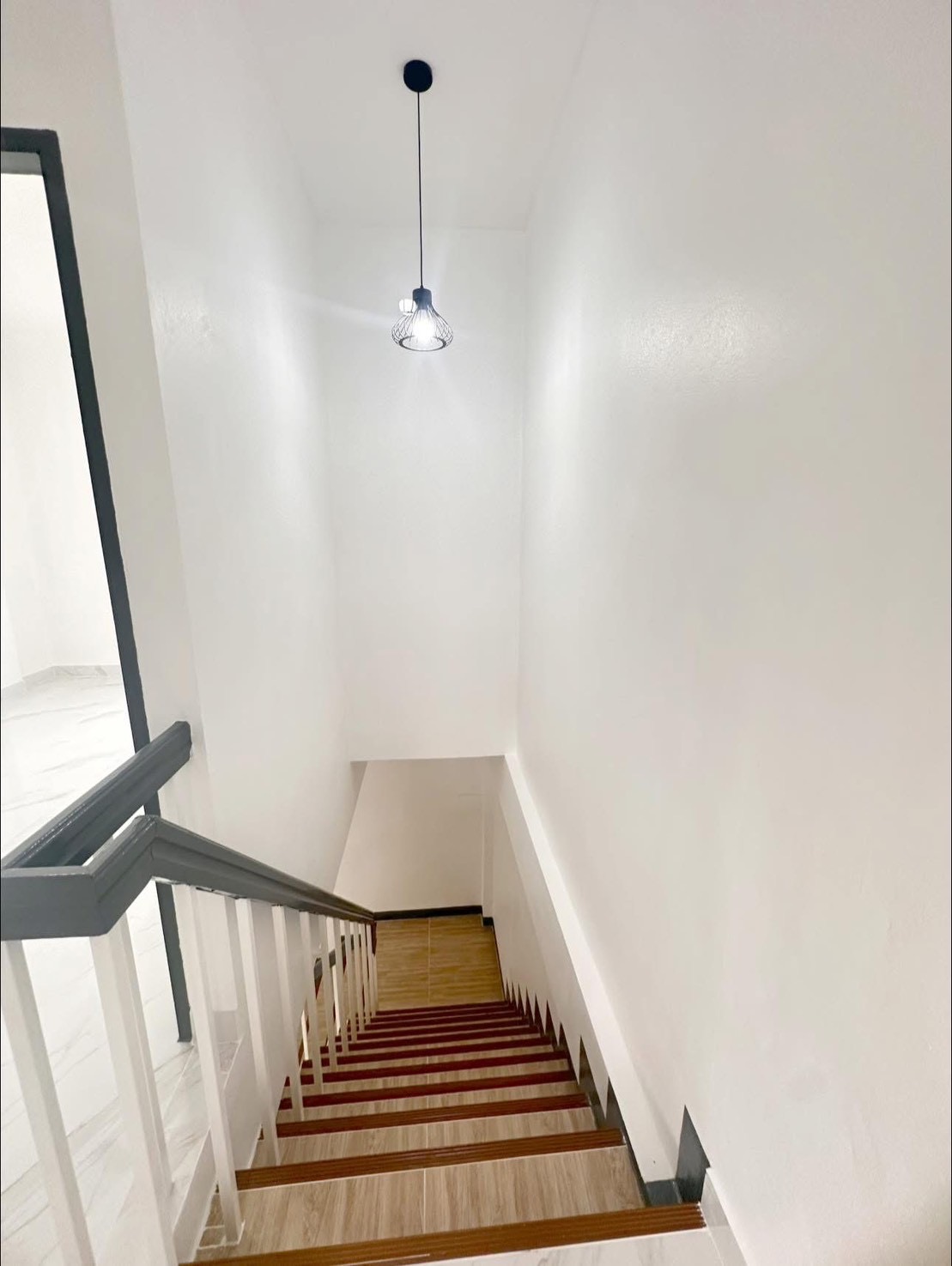 บ้านพร้อมอยู่ ใกล้สนามบินสุวรรณภูมิ ถนนร่มเกล้า งบ 2 ล้าน แถมเฟอร์ พร้อมเข้าอยู่ - รูปที่ 12