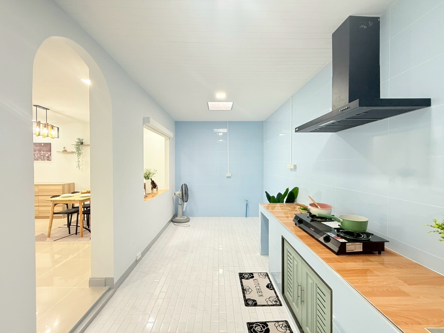 บ้านพร้อมอยู่ ใกล้แฟชั่นไอส์แลนด์ ถนนเลียบคลองสอง ซาฟารีเวิลด์ รีโนเวทใหม่ แถมเฟอร์ทั้งหลัง - รูปที่ 4